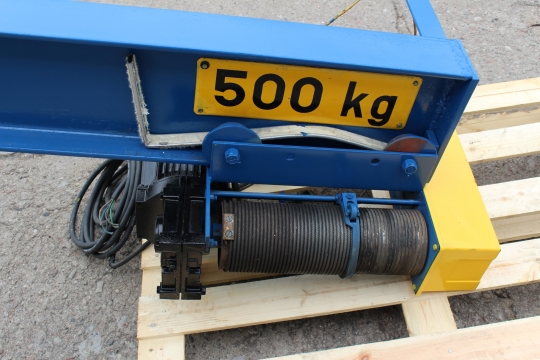 Żuraw wysięgnik stały stacjonarny 500 kg