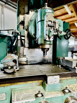 Frezarka uniwersalna do metalu SAJO 300 CNC